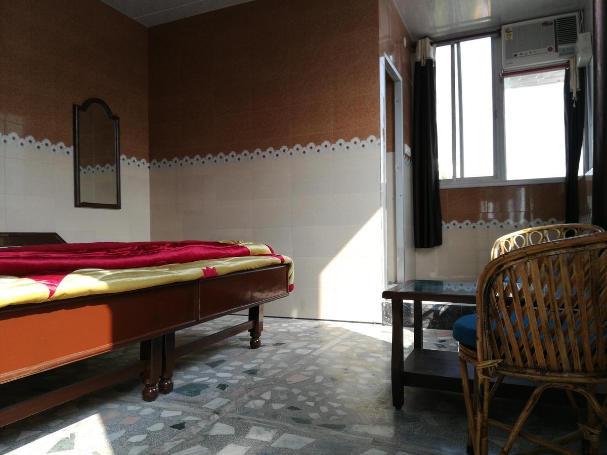 Raahi The Travellers Nest Otel Rishīkesh Dış mekan fotoğraf